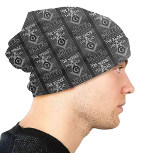 Bonnet unisexe chaud et respirant pour adulte, personnalisé avec logo, imperméable, motif Compas et Équerre, idéal pour le cyclisme en automne - Product Image 2