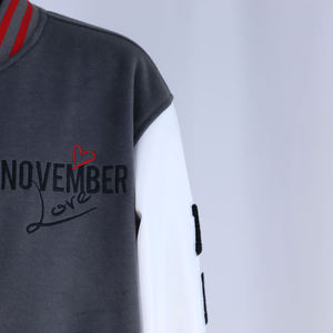 Veste universitaire personnalisée avec logo, manches en cuir, patch brodé, veste de baseball universitaire pour hommes, veste universitaire pour Unidex - Product Image 4