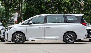 MPV de Lujo 2024 con Motor Turbo, Modelo con Volante a la Izquierda, Techo Solar Eléctrico, Aire Acondicionado Automático, Luces LED - Product Image 3