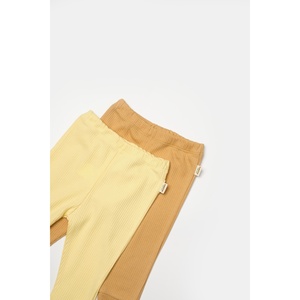 Pantaloni e pantaloncini da bambino in confezione 2 - Product Image 6
