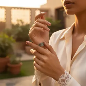 Anillo Infinito de Plata 925 con Baño de Rodio y Diamante Corte Cojín para Mujer - Product Image 3