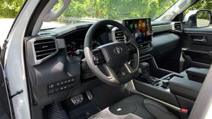 Camioneta TOYOTA TUNDRA LIMITED TRD OFFROAD CREWMAX 2022, Cabina Doble, Caja de 5-5 Pies, Tracción en las Cuatro Ruedas - Product Image 4