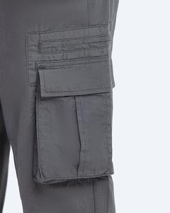 Vêtements de travail robustes pour hommes Pantalon cargo en toile respirante de haute qualité Léger avec logo personnalisé Décontracté Style classique - Product Image 4