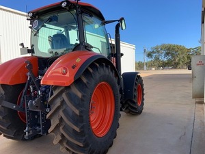 Acheter un tracteur M7-172 Kubota d'occasion d'origine à vendre - Product Image 5