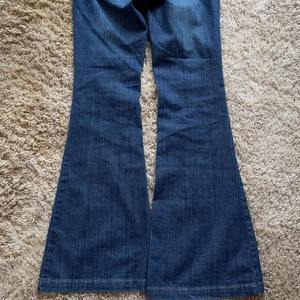 DENIMGUYS Custom Waist Ripped Distressed Men Flared Jeans Pants Fashion Denim Streetwear 100% Cotton Button Breathable Spring - Product Image 6