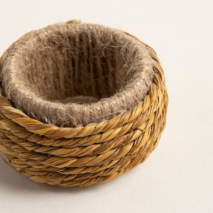 Anneau de serviette en herbe de mer tissé à la main, porte-serviettes naturel, décoration de table rustique écologique pour mariage, fête, décoration de table à manger - Product Image 2