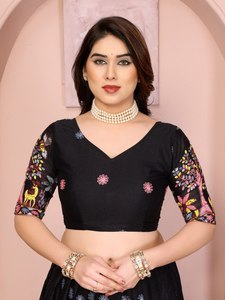 ชุดโชลีแบบดั้งเดิมสไตล์วัฒนธรรมกุจราตี ดีไซน์ยอดนิยม ตัดเย็บตามสั่ง ดีไซน์สวยสะดุดตา พร้อมผ้าคลุมไหล่ สำหรับเจ้าสาว - Product Image 5