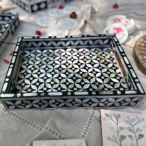 ถาดหวายทรงรีพร้อมที่จับทำด้วยมือธรรมชาติปลอดสารพิษถาดเสิร์ฟดีไซน์ใหม่ถาดหวายประดับมุกแม่พร้อมงานฝีมือ HF - Product Image 1