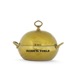 Olla Caliente de Acero Inoxidable Martillado con Acabado Dorado, Cacerola de Diseño Redonda, Calentador de Comida de Metal Nuevo al por Mayor - Product Image 1