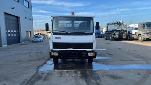 Camion tracteur Mercedes-814 1994 4X2 Diesel Transmission manuelle Direction à gauche Euro 6 Neuf Transport minier 251-350 ch 11-20T - Product Image 1