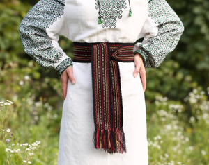 Ceinture ukrainienne tissée à la main noire, ceinture ethnique folklorique, ceinture bohème traditionnelle - Product Image 4