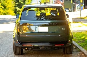 RANGE ROVER P530 SE 2023 MÁS VENDIDO, MOTOR V8 BITURBO DE 523 HP, TRACCIÓN EN LAS CUATRO RUEDAS, COLOR VERDE BELGRAVIA, PRINCIAPALMENTE SIN MODIFICACIONES - Product Image 6