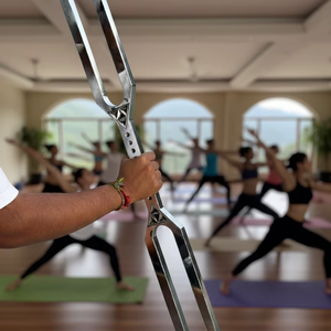 ดาบเสียงยักษ์ (คีย์ DnA) พร้อมกระดิ่งพลังงานแสงอาทิตย์ - Product Image 1