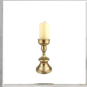 Candelabro de Aluminio Hecho a Mano de Estilo Vintage, Ecológico, con Detalles Ornamentados para Decoración Navideña y Festiva del Hogar - Product Image 6