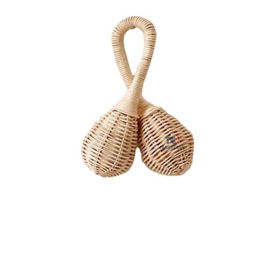 Tissé à la main Boho pépinières pour enfants Vintage rotin perle hochet bébé hochet osier rotin pépinière jouet - Product Image 1