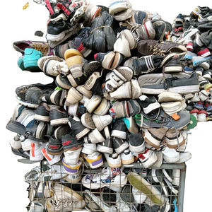 Chaussures d'occasion pour enfants de qualité A, propres et triées, baskets pour garçons et filles, pour friperies et vendeurs de vêtements - Product Image 4