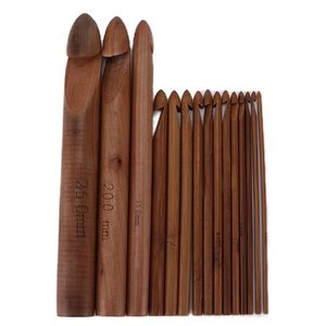 Ganchillo de madera diseñado para un rendimiento duradero, ideal para proyectos de mantas y tejidos a bajo costo. - Product Image 6