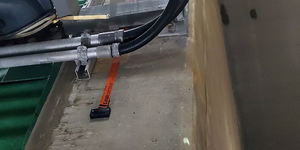 แถบเซ็นเซอร์ตรวจจับการรั่วไหลของของเหลวแบบนำไฟฟ้า NCT Polymer รุ่น NA04AA ความกว้าง 25 มม. ตรวจจับการรั่วไหลของสารเคมี ตอบสนองรวดเร็ว 10 วินาที อุณหภูมิ 20~80 องศาเซลเซียส รับประกัน 1 ปี - Product Image 4