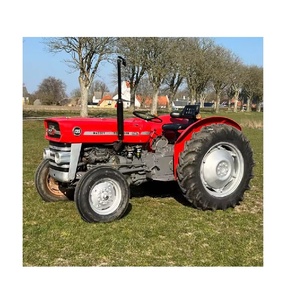 Tracteur agricole Massey Ferguson 135 propre, avec une empattement de 54 pouces et un système électrique 12 volts pour un démarrage facile. - Product Image 4