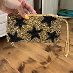 Porte-monnaie pour femmes en broderie zari faite à la main, avec des perles, porte-monnaie pour femmes en broderie zari faite à la main, avec des perles - Product Image 4