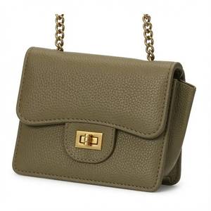 Borsa a Tracolla in Pelle con Catena per Donna - Product Image 6