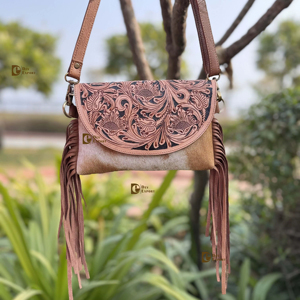 Bolso de Cuero Vacuno con Flecos Estilo Occidental, Bolso Bandolera de Cuero Repujado a Mano, Estilo Bohemio Gitano, Hecho a Mano, Multiusos - Product Image 1