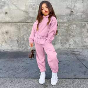 Ensembles de survêtements pour filles OEM pour enfants ensemble de deux pièces à capuche personnalisé pour petites filles ensemble de vêtements en polaire orange foncé pour filles à bas prix - Product Image 5