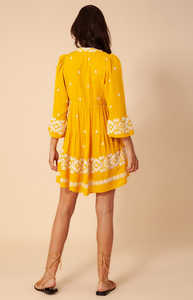 คอลเลกชัน2024เดรสสั้นโบฮีเมียนปักลายดอกไม้คอวีแขนสามส่วนทำจากผ้าที่ทนทาน - Product Image 4