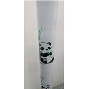 ฟิล์มพลาสติกพิมพ์โลโก้ตามสั่ง ดุค เทียน สีขาวนวล สีดำ ยืดหยุ่น หดตัวได้ ฟิล์ม PE สำหรับงานโลจิสติกส์ กันความชื้น ทึบแสง ฟิล์มอัดรีดหลายชั้น - Product Image 1