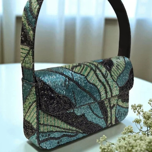 Bolso multicolor con cuentas y asa, bolso de mano, bolso informal, artesanía india, hecho a mano, bolso baguette - Product Image 1