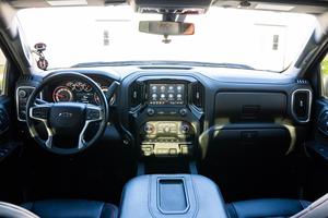 Auto Usado Confiable, Chevrolet Silverado 1500 RST Black Widow 4x4 2021 - Product Image 2