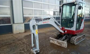 รถขุดขนาดเล็ก Takeuchi TB320 รุ่นคอมแพค พร้อมมอเตอร์และปั๊ม น้ำหนัก 566 กก. ผลิตในญี่ปุ่น เหมาะสำหรับงานเกษตรและก่อสร้าง - Product Image 4