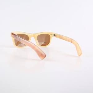 Lunettes raffinées en corne de buffle naturelle Montures classiques supérieures pour hommes et femmes Luxe durable - Product Image 2