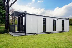 Maison préfabriquée minimaliste en conteneur avec porte coulissante en verre, cadre en alliage d'aluminium, cabane modulaire extérieure avec fauteuil suspendu et terrasse - Product Image 4