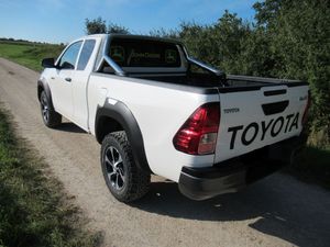 2021 para juguete OTA Hilux usado GCC Car - Product Image 2