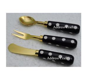 Ensemble de couverts de style américain avec cuillère et fourchette avec poignée en résine Nouvelle arrivée Ensemble de couverts personnalisés Vaisselle de table Décoration de mariage - Product Image 3