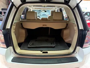 LAND ROVER LR2 BASE 2013 USADO, Volante a la Izquierda/Derecha - Product Image 6