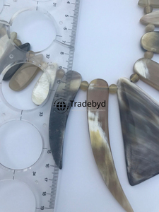Collar de cuerno Tradebyd, joyería hecha a mano de moda, accesorio de moda inspirado en Boho para hombres y mujeres - Product Image 5
