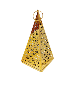 Lampe à vent suspendue en métal, couleur dorée, avec couleur personnalisable pour Noël, dimensions : 15,24 x 12,7 x 17,78 cm - Product Image 1