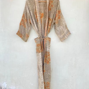 Bata de seda India Vintage para mujer, ropa de fiesta suave para verano, otoño y primavera, estilo de vida diario para ropa de dormir y ropa de dormir - Product Image 1