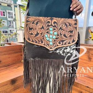 Bolso cruzado hecho a mano con flecos de piedra turquesa de cactus de cuero genuino occidental para mujer - Product Image 1