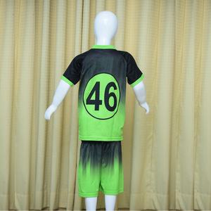 Ensembles de maillots de football respirants de style personnalisé, vêtements de sport, uniformes de football pour enfants - Product Image 4