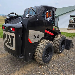 Envío Gratuito, Cargadora de Ruedas CATERPILLAR 249D, EROPS, Cabina con Calefacción y Aire Acondicionado. Acoplador Rápido. Cargador de Ruedas con Sistema Hidráulico Auxiliar - Product Image 1