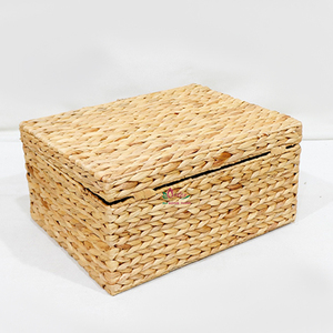 Cajas de almacenamiento multifunción tejidas de jacinto de agua de Vietnam Artex Dong Thap con tapas de colores mezclados 5 uds - Product Image 1