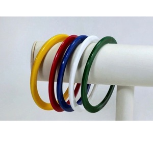 Bracelet en résine époxy fait main, bijoux de mode pour femmes - Product Image 1