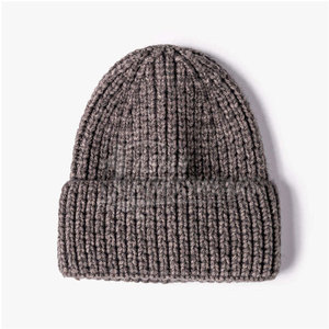 Bonnet Jacquard Élégant et de Haute Qualité pour Temps Froid – Chaleur Confortable, Ajustable, Style Urbain Décontracté, Utilisation Quotidienne, Confort Optimal – En Promotion ASIAN - Product Image 3