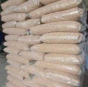 Pellets de Madera de Pino 100% Biocombustible, Certificación Euro1, Forma de Barra para Sistemas de Calefacción - Product Image 1