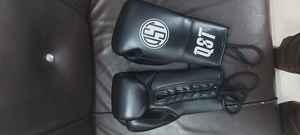 Guantes de boxeo profesionales de cuero personalizados con protección facial completa, protector inguinal para entrenamiento profesional y guantes de entrenamiento de boxeo. - Product Image 6