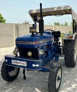 Tractor de ruedas 2007 Farmtrac 60 4WD utilizado con engranaje central y componentes del motor, incluida la caja de cambios - Product Image 1