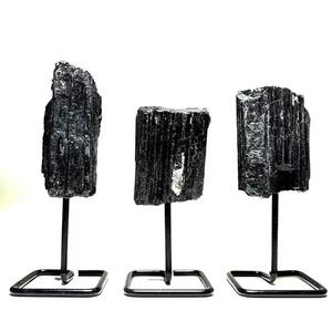 Turmalina negra natural más vendida en soporte de hierro para exhibición o limpieza espiritual y protección EMF Suministro mundial - Product Image 3